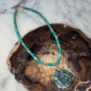 * Turquoise stone necklace